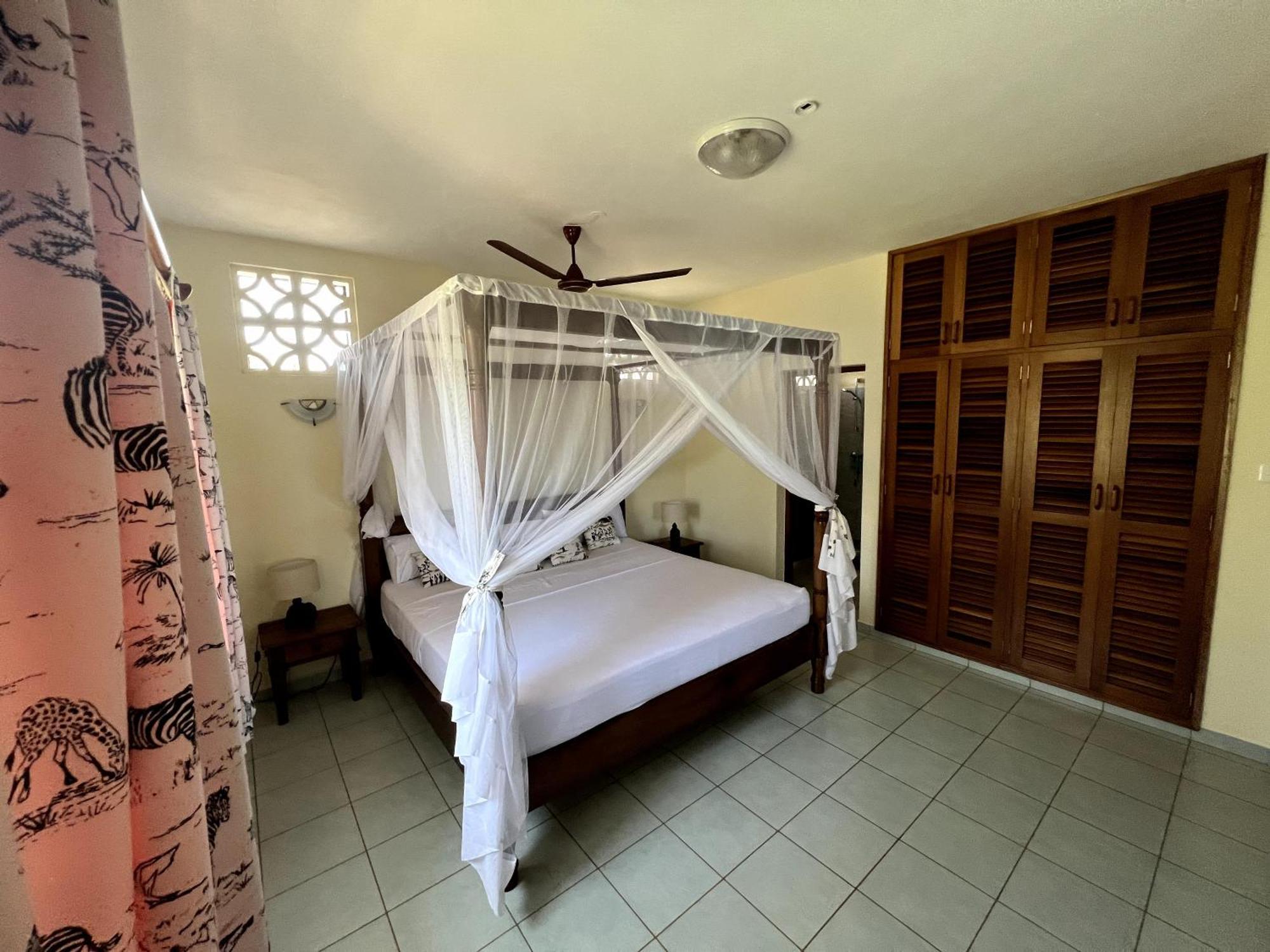 Paradiesische Villa Maisha Mazuri Mit Pool. Terrasse Und Personal Diani Beach Eksteriør bilde